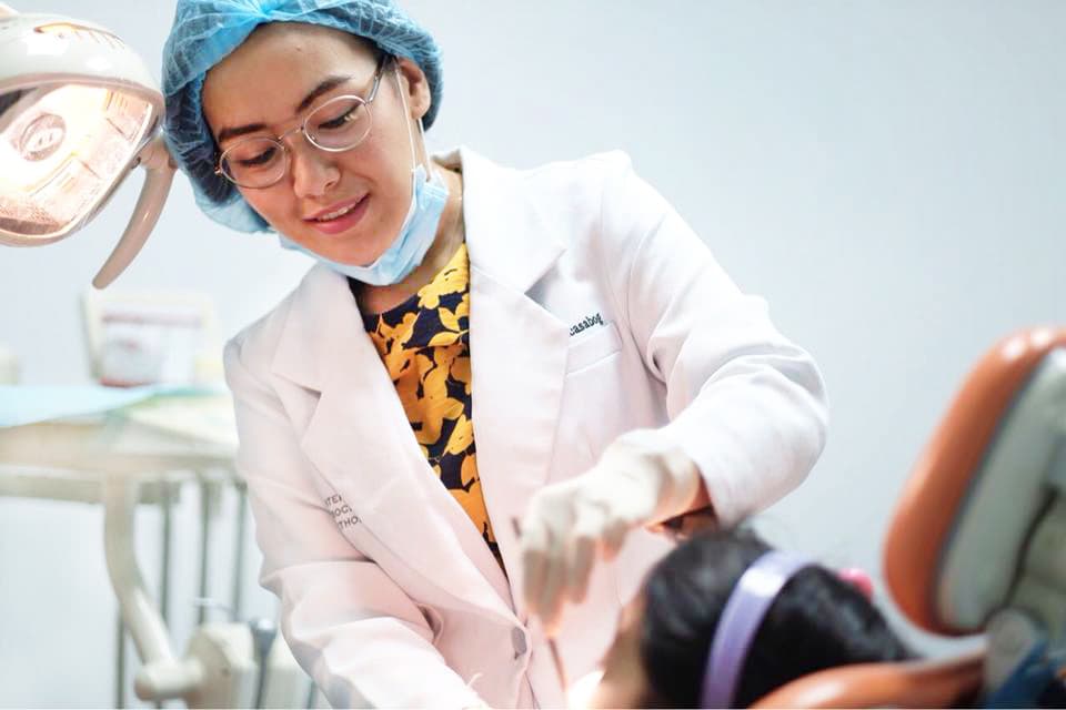 Dr. Karla attending a patient